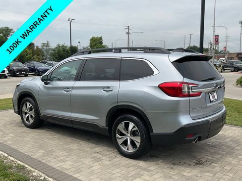 Certified 2023 Subaru Ascent Premium w/ Convenience Package AWD/4WD image 2