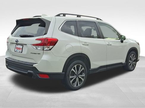 Used 2022 Subaru Forester Limited image 4