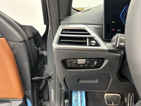 New 2027 BMW M4 xDrive Competition AWD/4WD image 31