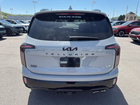 Used 2025 Kia Telluride SX Prestige X-Pro AWD/4WD image 4