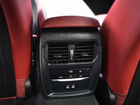 Used 2023 BMW 330e xDrive w/ Premium Package image 14