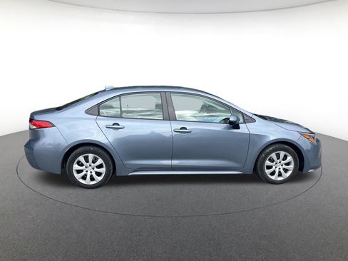 Used 2024 Toyota Corolla LE FWD image 6