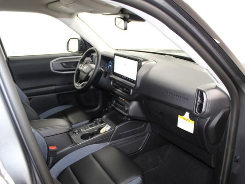 New 2025 Ford Bronco Sport Outer Banks w/ Outer Banks Tech Package+ AWD/4WD image 27