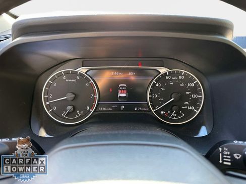 Used 2025 Nissan Rogue S AWD/4WD image 25