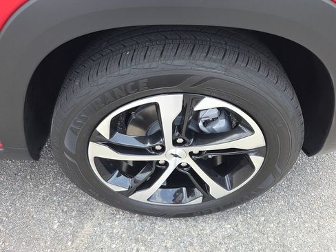 New 2026 Chevrolet Trax RS w/ Sunroof Package FWD image 14