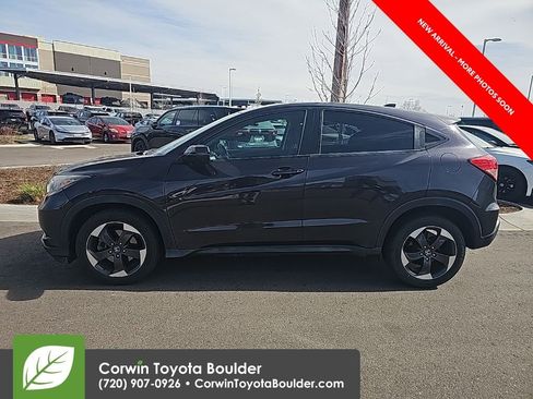 Used 2018 Honda HR-V EX image 4