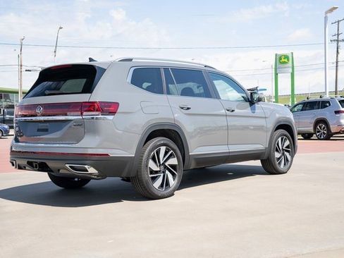New 2026 Volkswagen Atlas SEL image 6