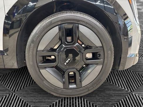 Used 2026 Kia EV9 GT-Line AWD/4WD image 31