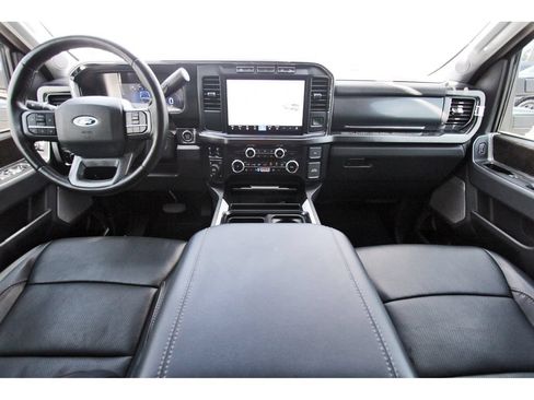 Used 2023 Ford F250 Lariat w/ Sport Appearance Package AWD/4WD image 11