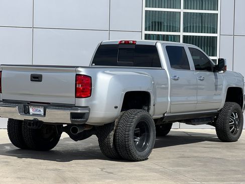 Used 2019 Chevrolet Silverado 3500 LTZ w/ Duramax Plus Package image 4