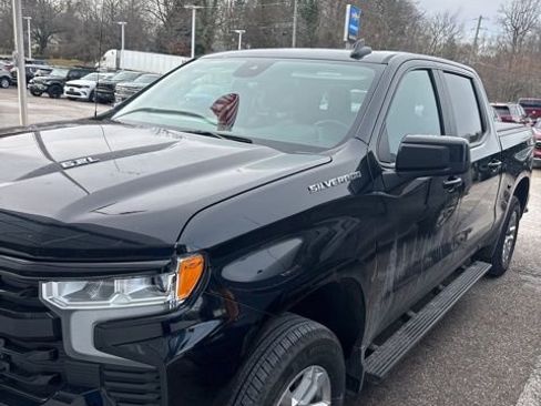 Used 2023 Chevrolet Silverado 1500 RST w/ Convenience Package II image 6