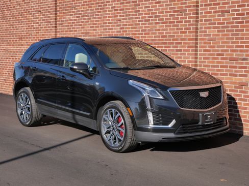 Used 2022 Cadillac XT5 Sportv w/ LPO, Floor Liner Package image 27