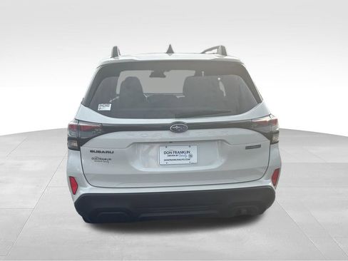 Used 2025 Subaru Forester Premium AWD/4WD image 4