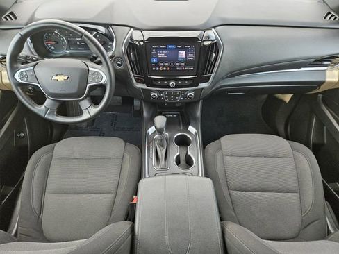 Used 2023 Chevrolet Traverse LT image 59