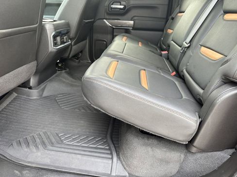 Used 2022 GMC Sierra 1500 AT4 w/ AT4 Premium Package AWD/4WD image 30