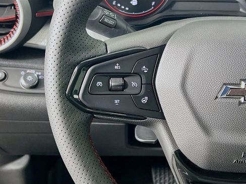 New 2026 Chevrolet Trax RS w/ Sunroof Package image 10