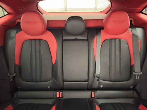 Used 2025 Aston Martin DBX 707 image 12