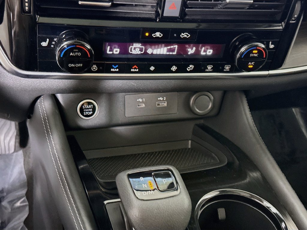 Used 2021 Nissan Rogue SL w/ Premium Package AWD/4WD image 10