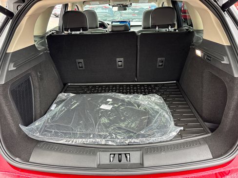 New 2026 Lincoln Corsair Premiere AWD/4WD image 9
