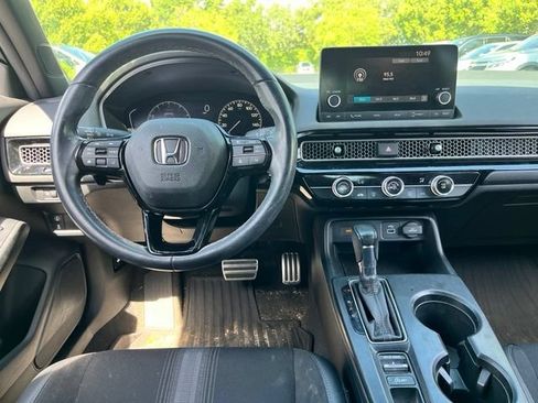 Used 2023 Honda Civic Sport image 9