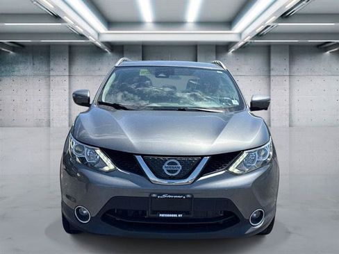 Used 2019 Nissan Rogue Sport SV w/ Technology Package AWD/4WD image 23