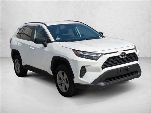 Used 2025 Toyota RAV4 LE image 3