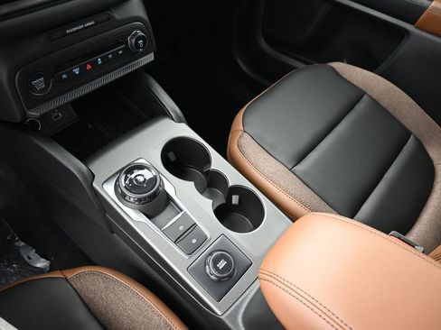New 2025 Ford Bronco Sport Outer Banks w/ Outer Banks Tech Package+ AWD/4WD image 27