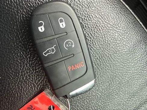 Used 2021 Jeep Compass Limited AWD/4WD image 17