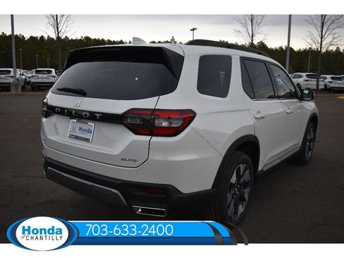 New 2026 Honda Pilot Elite image 7