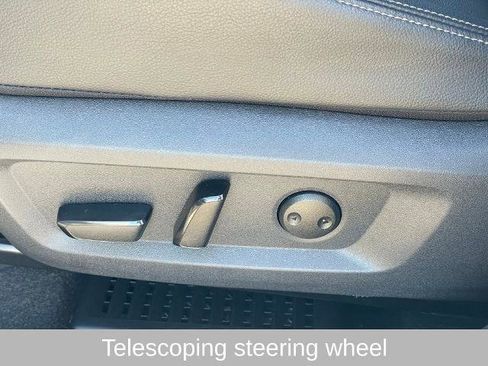 Certified 2022 Nissan Rogue SL w/ SL Premium Package image 19