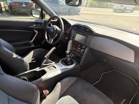 Used 2015 Subaru BRZ Limited w/ Popular Package #1B RWD image 18