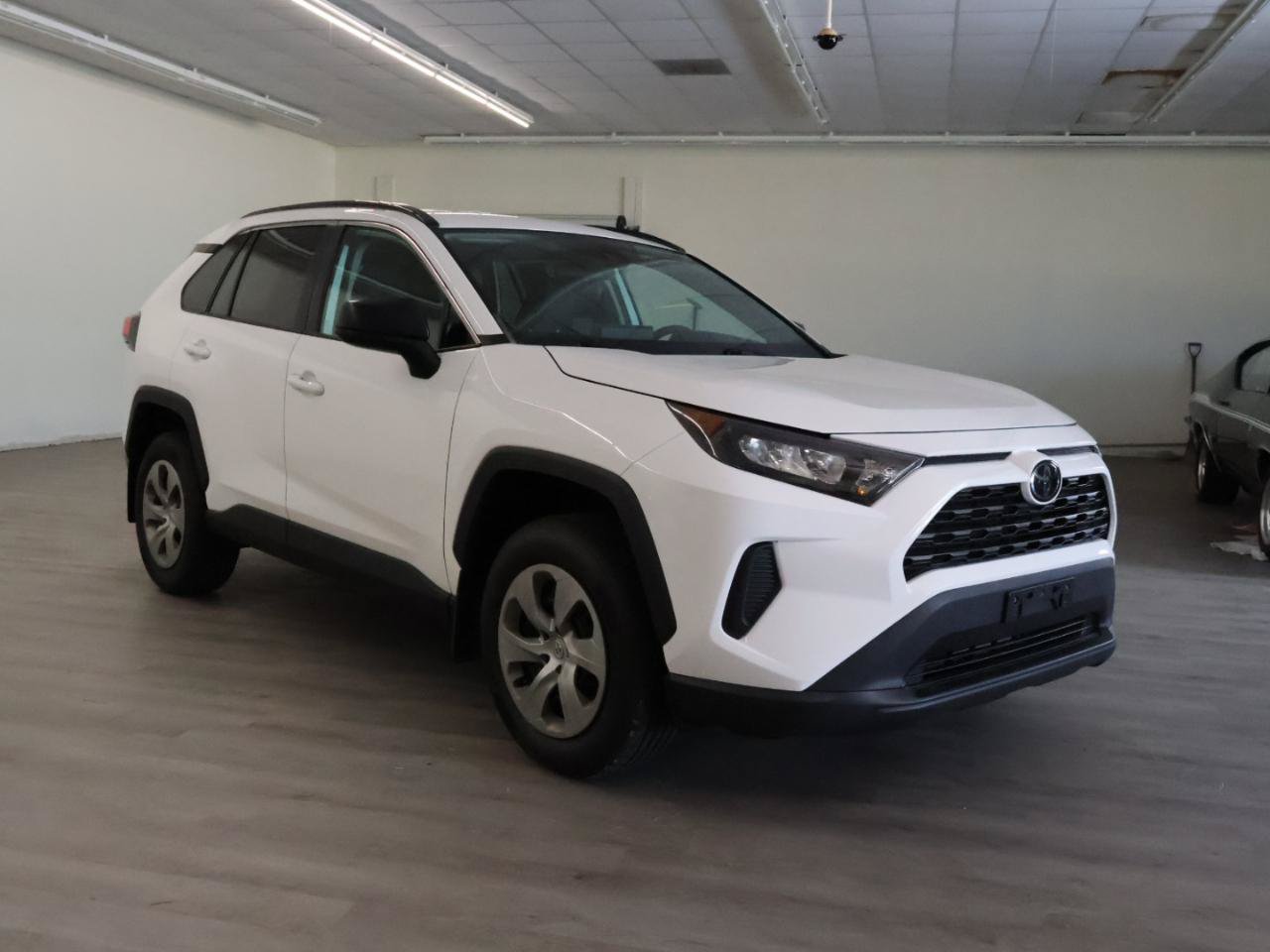 Used 2020 Toyota RAV4 LE w/ All Weather Liner Package FWD image 22