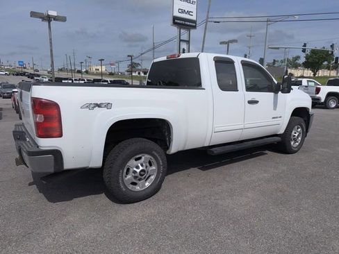 Used 2013 Chevrolet Silverado 2500 LT w/ Convenience Package AWD/4WD image 14