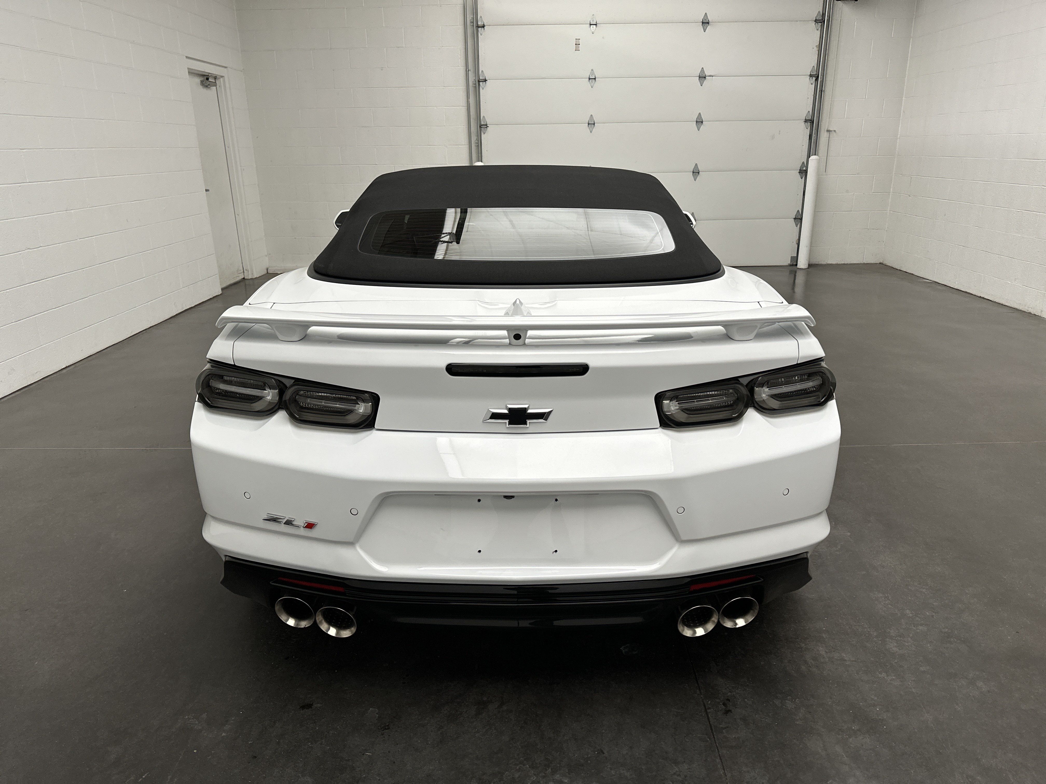 Used 2024 Chevrolet Camaro ZL1 RWD image 8