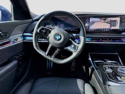Used 2023 BMW 740i RWD image 21