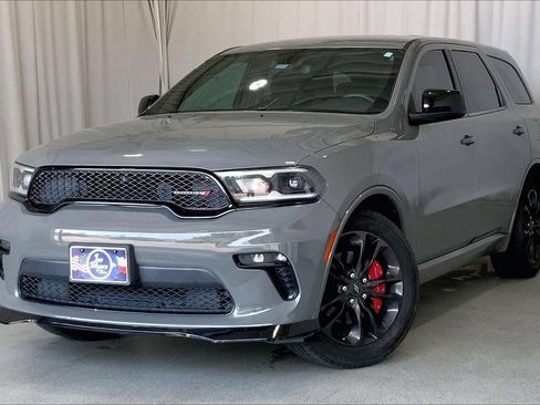 Used 2021 Dodge Durango SXT RWD image 2