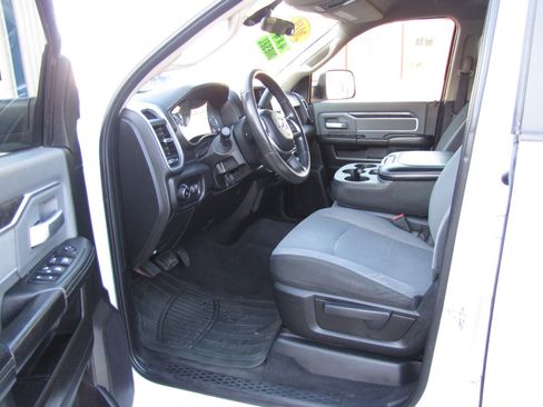 Used 2019 RAM 2500 Big Horn image 10