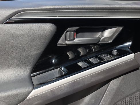 Used 2024 Toyota bZ4X XLE w/ Weather Package image 29