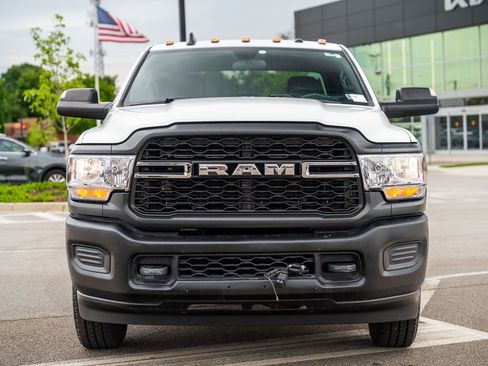 Used 2022 RAM 2500 Tradesman AWD/4WD image 2
