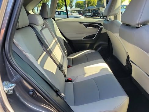 Used 2023 Toyota RAV4 XLE Premium AWD/4WD image 23