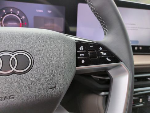 Certified 2026 Audi Q5 Premium Plus AWD/4WD image 21