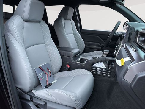 New 2026 Toyota Tacoma SR5 AWD/4WD image 17