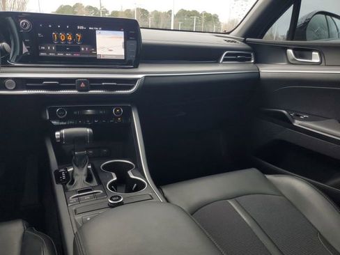 Certified 2022 Kia K5 GT-Line w/ GT-Line FWD Premium Package image 10