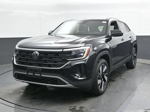 Used 2024 Volkswagen Atlas Cross Sport SE AWD/4WD image 5