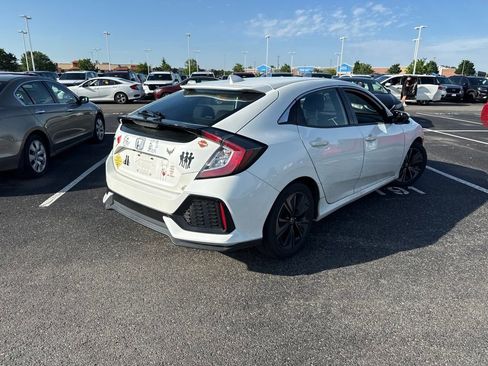 Used 2018 Honda Civic EX image 7