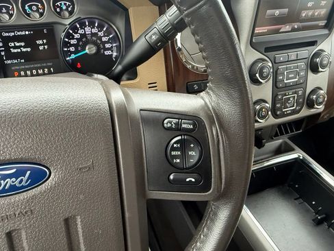 Used 2016 Ford F350 Lariat w/ Lariat Interior Package AWD/4WD image 24