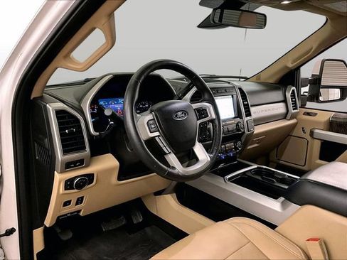 Used 2019 Ford F250 Lariat w/ Lariat Ultimate Package AWD/4WD image 13