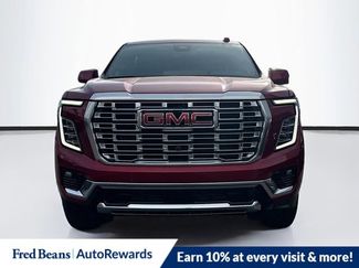 New 2025 GMC Yukon XL Denali w/ Sun & Power Step Package video 2