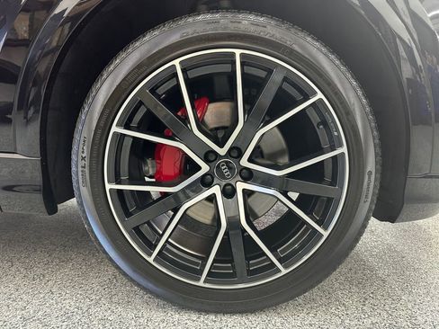 Used 2020 Audi Q8 Premium Plus w/ Premium Plus Package image 25