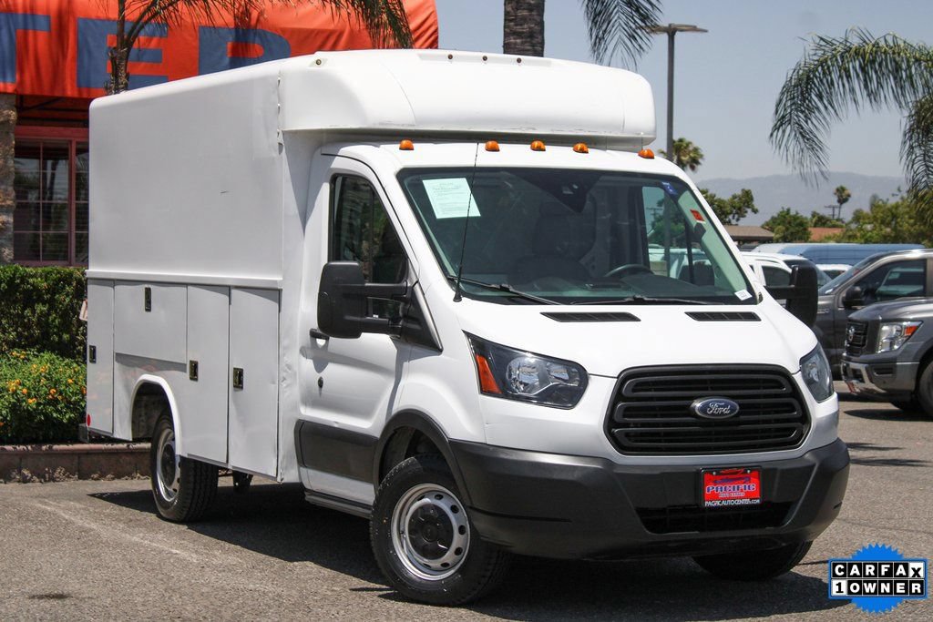 Used 2019 Ford Transit 250 138 RWD image 2